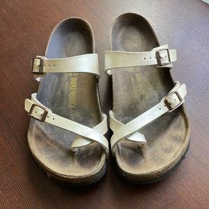 Birkenstock Mayari Sandal size 39 women’s 8